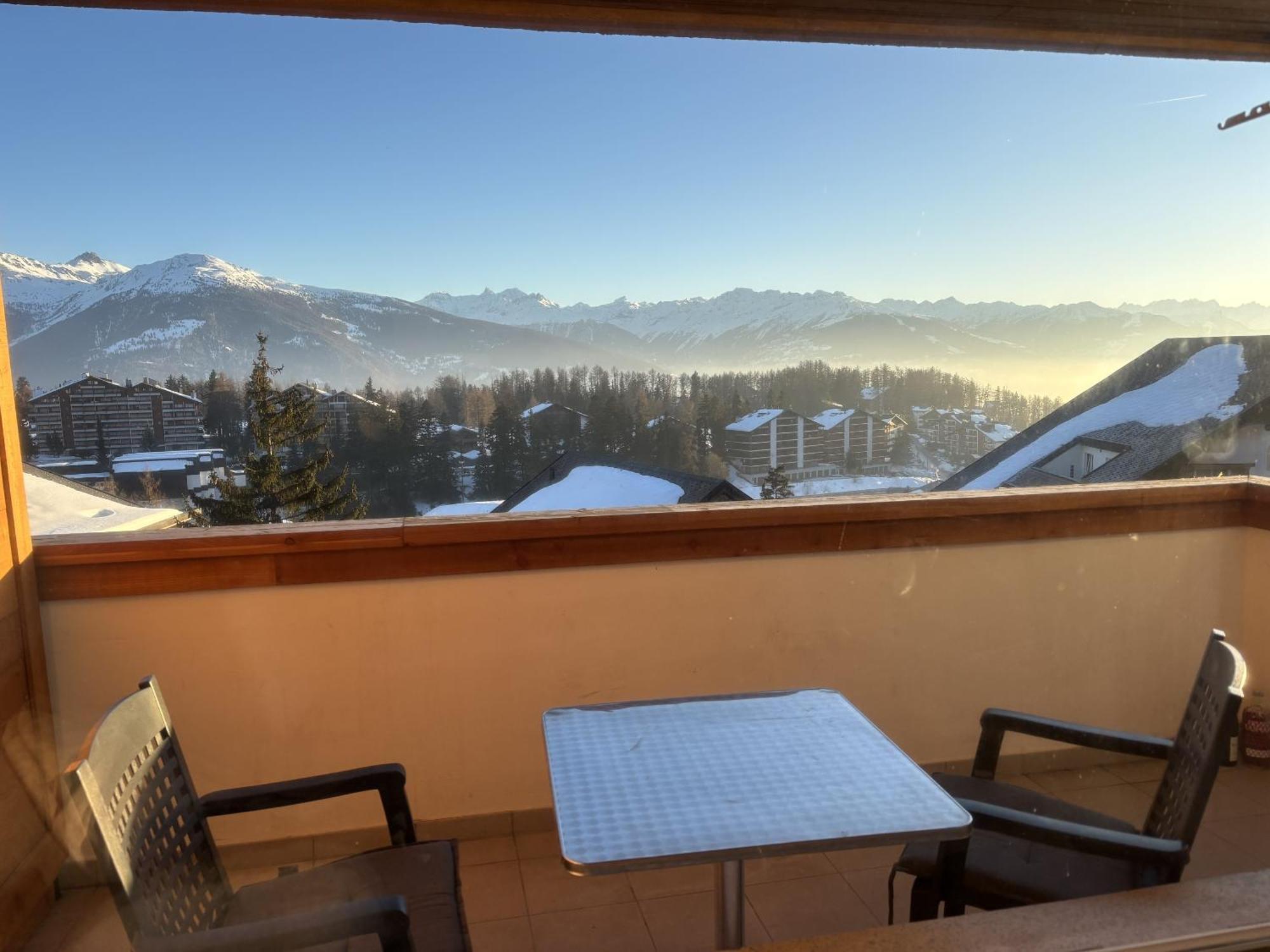 Ferienwohnung L'Eperon Center Crans Wonderful View Exterior foto